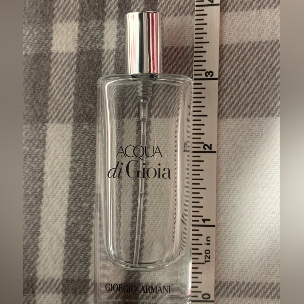 Giorio Armani Acqua di Gioia Mini Set (Sorry, No Offers Accepted) - Picture 8 of 16